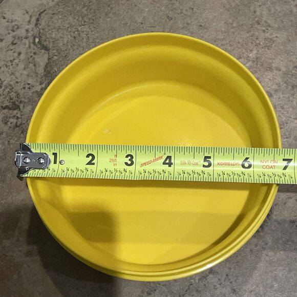 Tupperware Vintage 1970s Harvest Yellow Seal 'n Serve Bowl 1253-8 No Lid - Picture 8 of 9